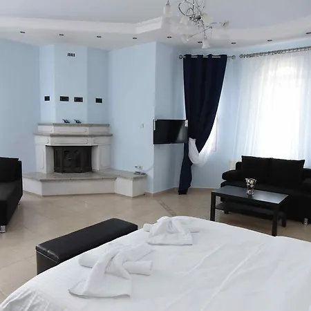 Calypso - Luxury Guest house *
